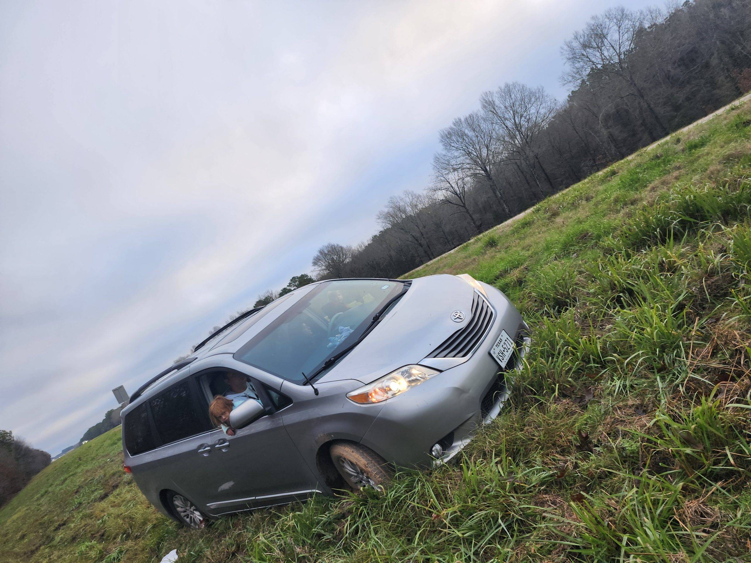 Recovery Services 24 Hour Mobile Truck, Trailer And Tire Repair (13)