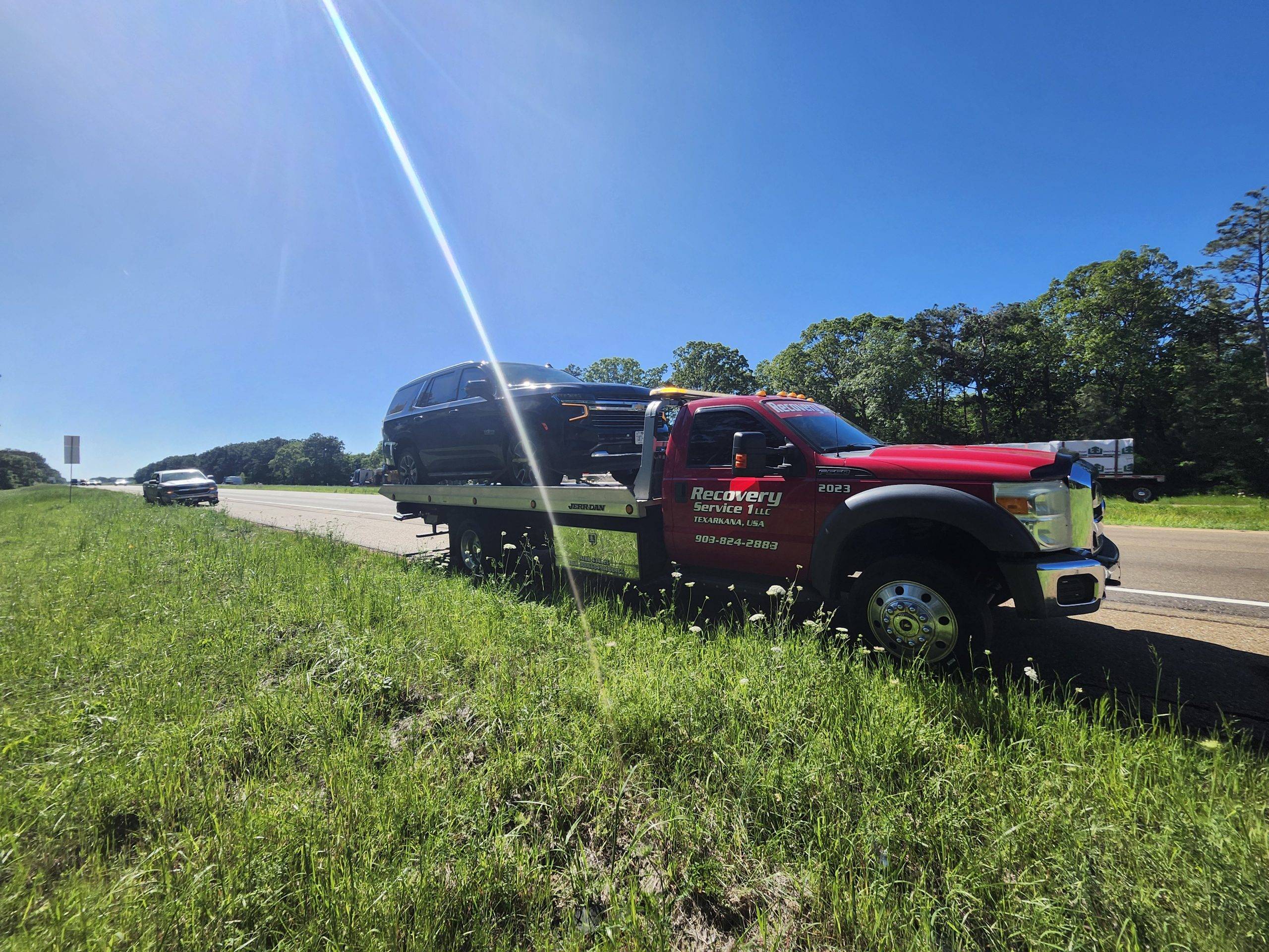 Recovery Services 24 Hour Mobile Truck, Trailer And Tire Repair (18)