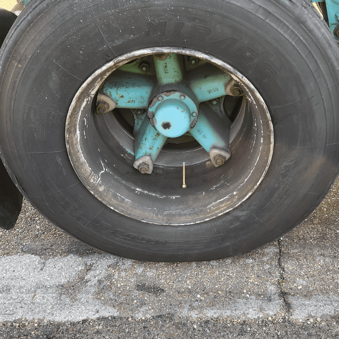 Recovery Services 24 Hour Mobile Truck, Trailer And Tire Repair (18)