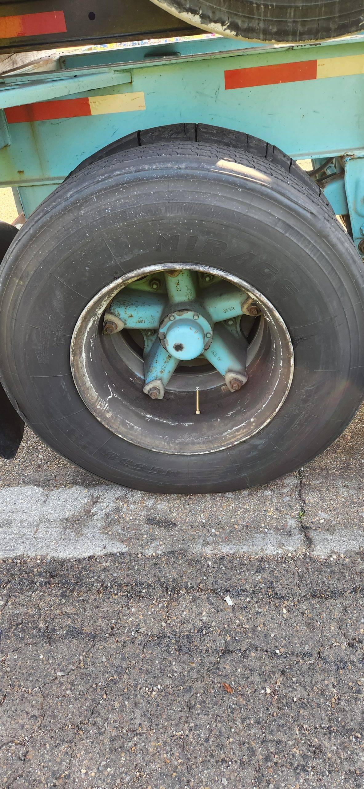 Recovery Services 24 Hour Mobile Truck, Trailer And Tire Repair (24)