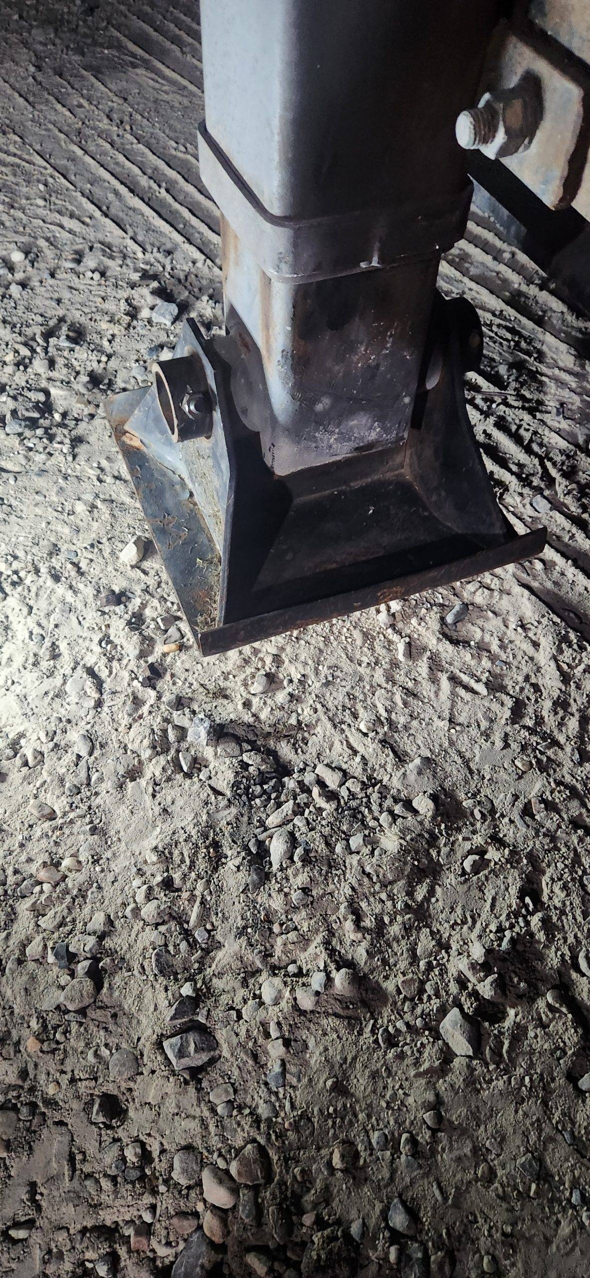 Recovery Services 24 Hour Mobile Truck, Trailer And Tire Repair (27)