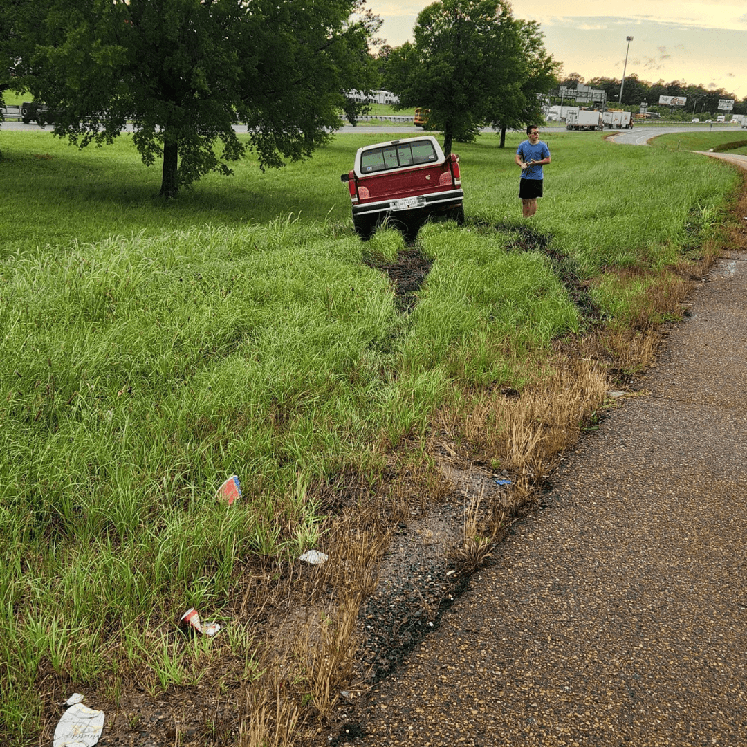 Recovery Services 24 Hour Mobile Truck, Trailer And Tire Repair (5)