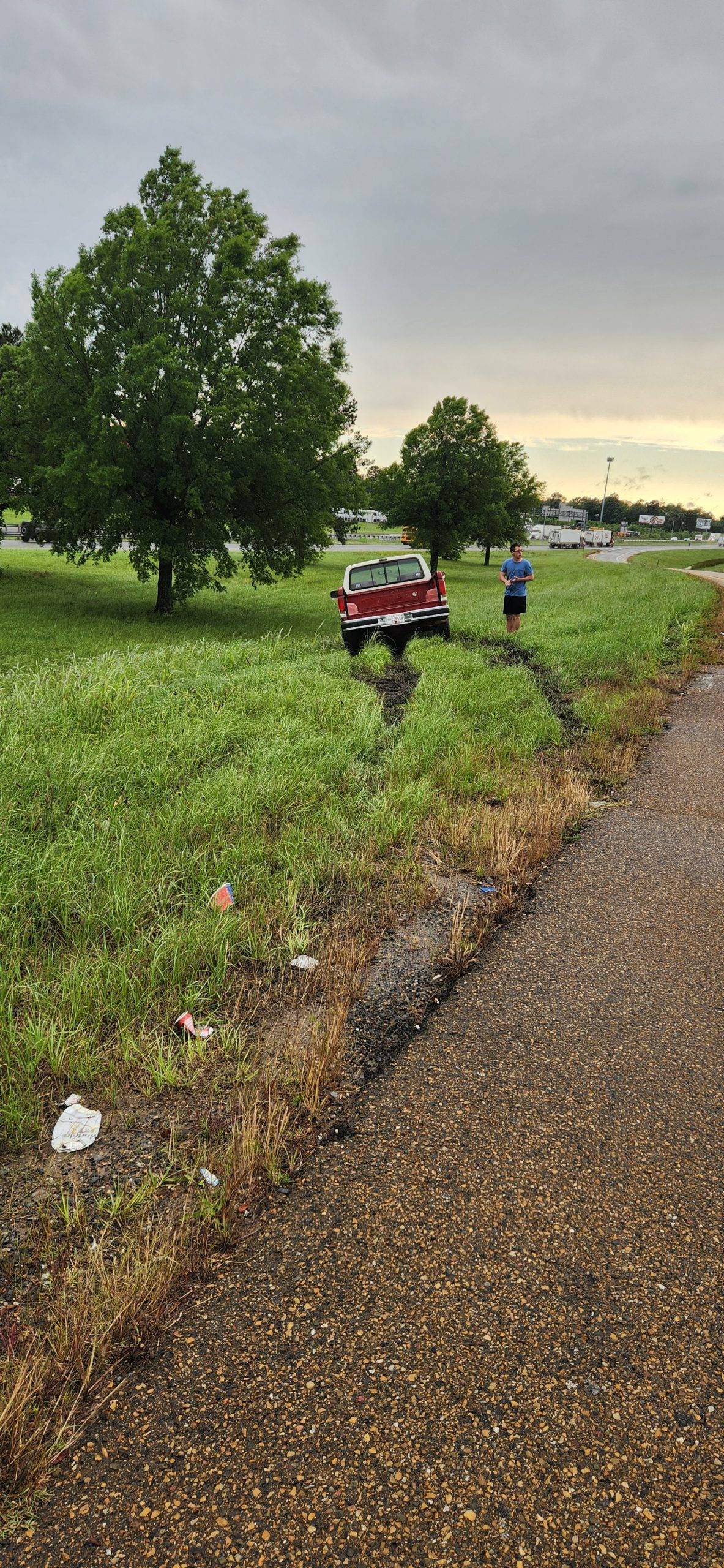 Recovery Services 24 Hour Mobile Truck, Trailer And Tire Repair (6)