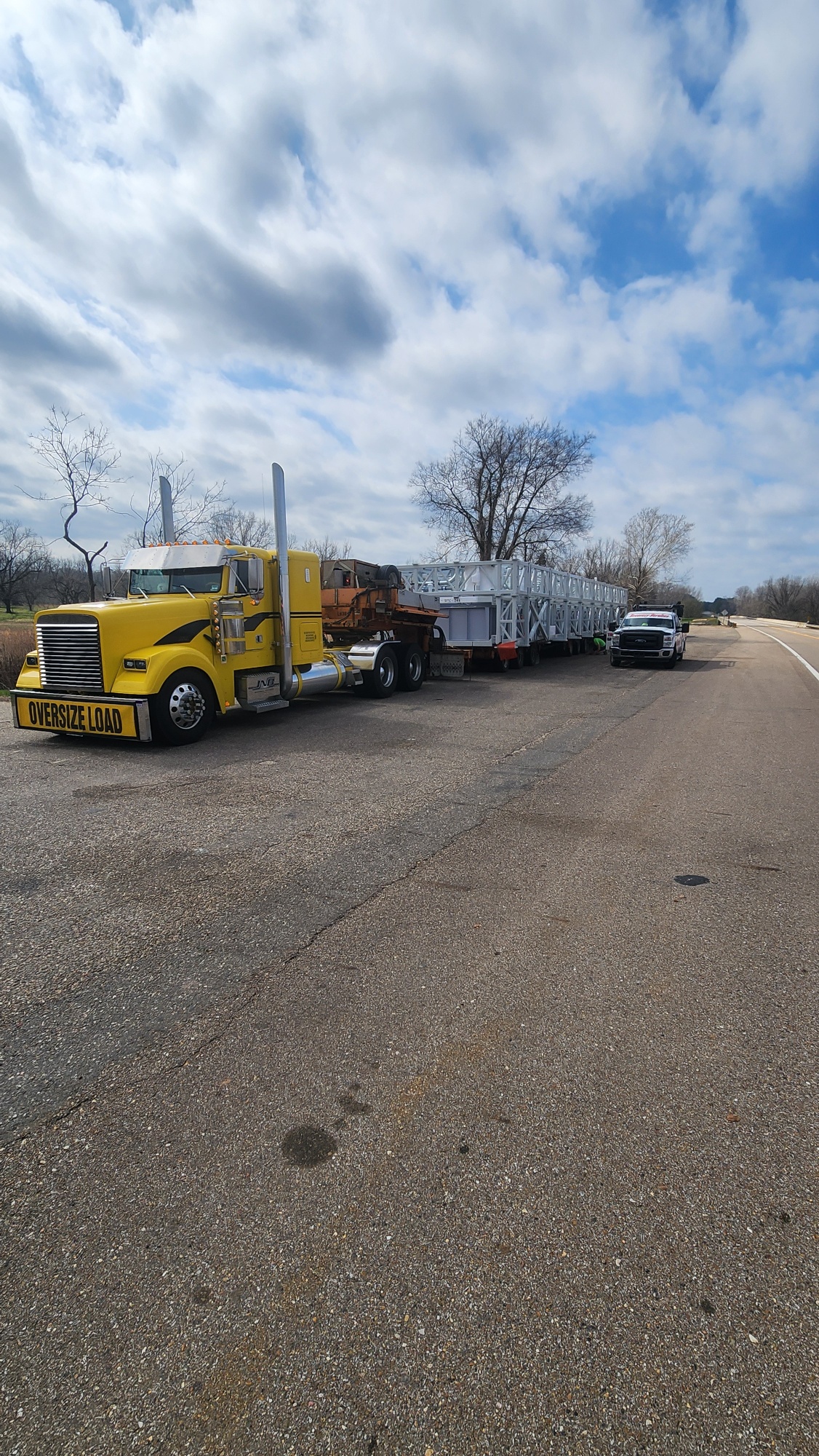 Client Provided Recovery Services 24 Hour Mobile Truck, Trailer And Tire Repair (4)