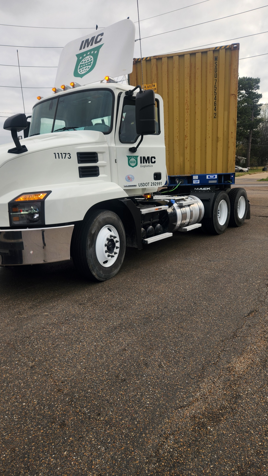 Client Provided Recovery Services 24 Hour Mobile Truck, Trailer And Tire Repair (6)